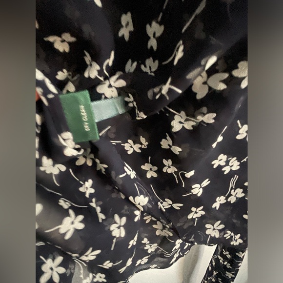 Lauren Ralph Lauren 100% silk blouse - Sz M - Picture 2 of 7